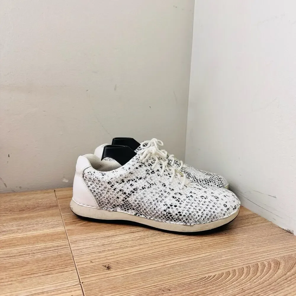 Alegria Essence Posh Silver lace-up sneakers Snake Print Women’s Size 6